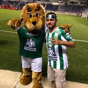 Meet your Posher, Eric